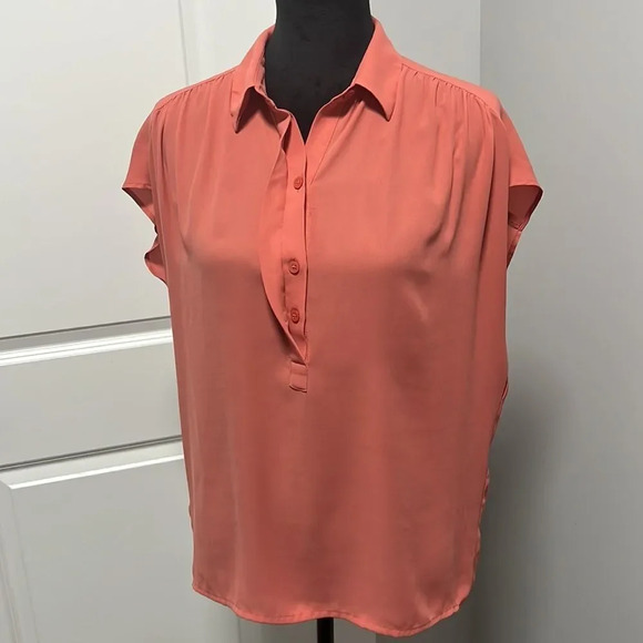 Loft peach blouse with collar and short sleeves size S - Picture 3 of 6